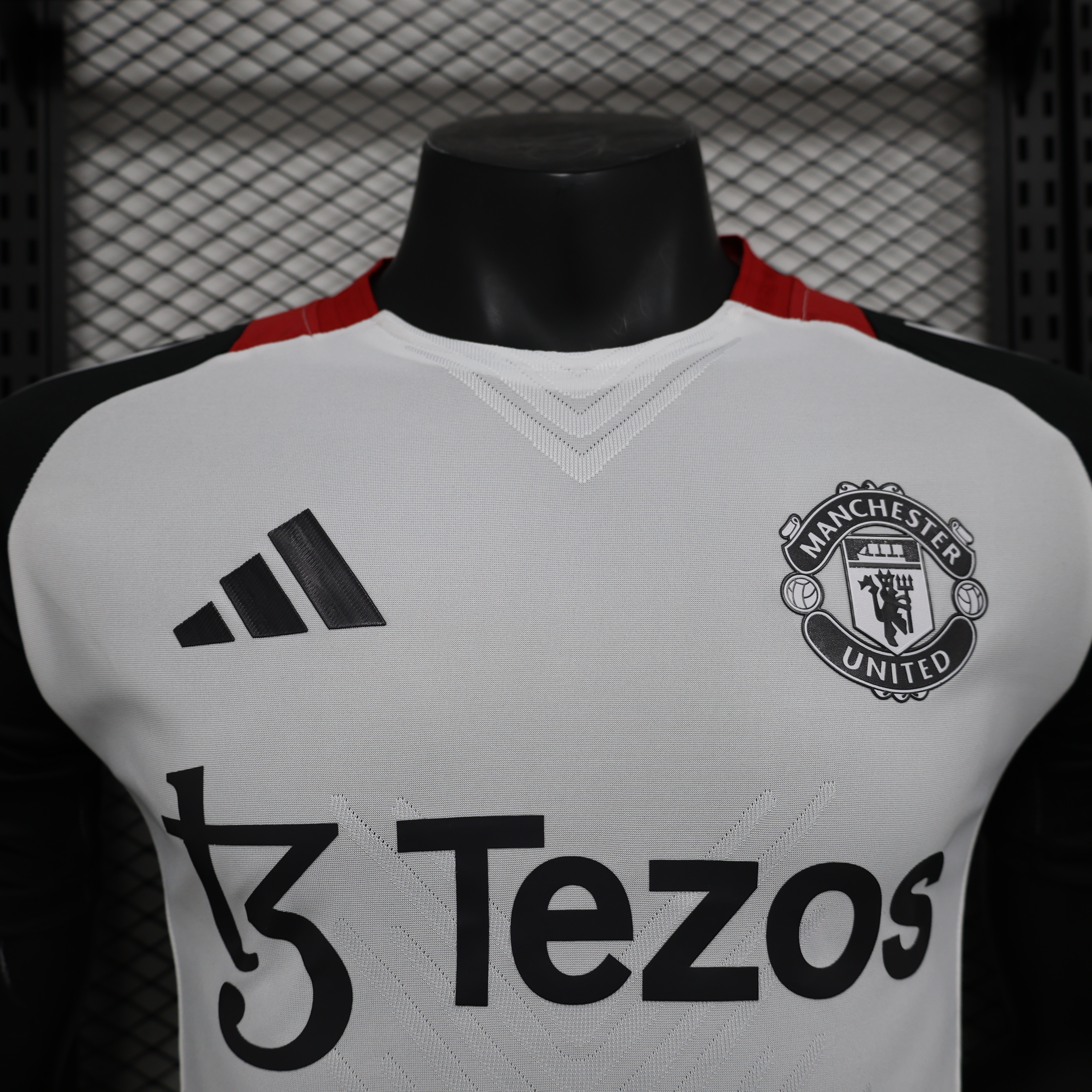 2024/2025 Player Version Manchester United Pre-Match Chinese New Year Football Shirt 1:1 Thai Quality