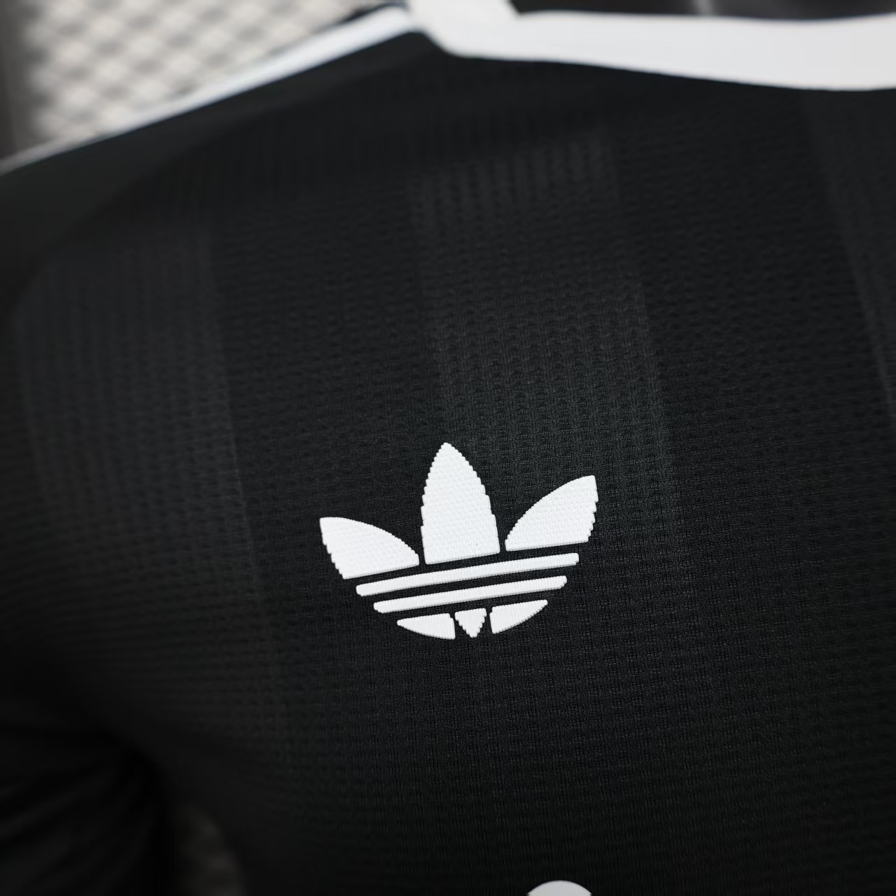 2025/2026 Player Liverpool   Football Shirt