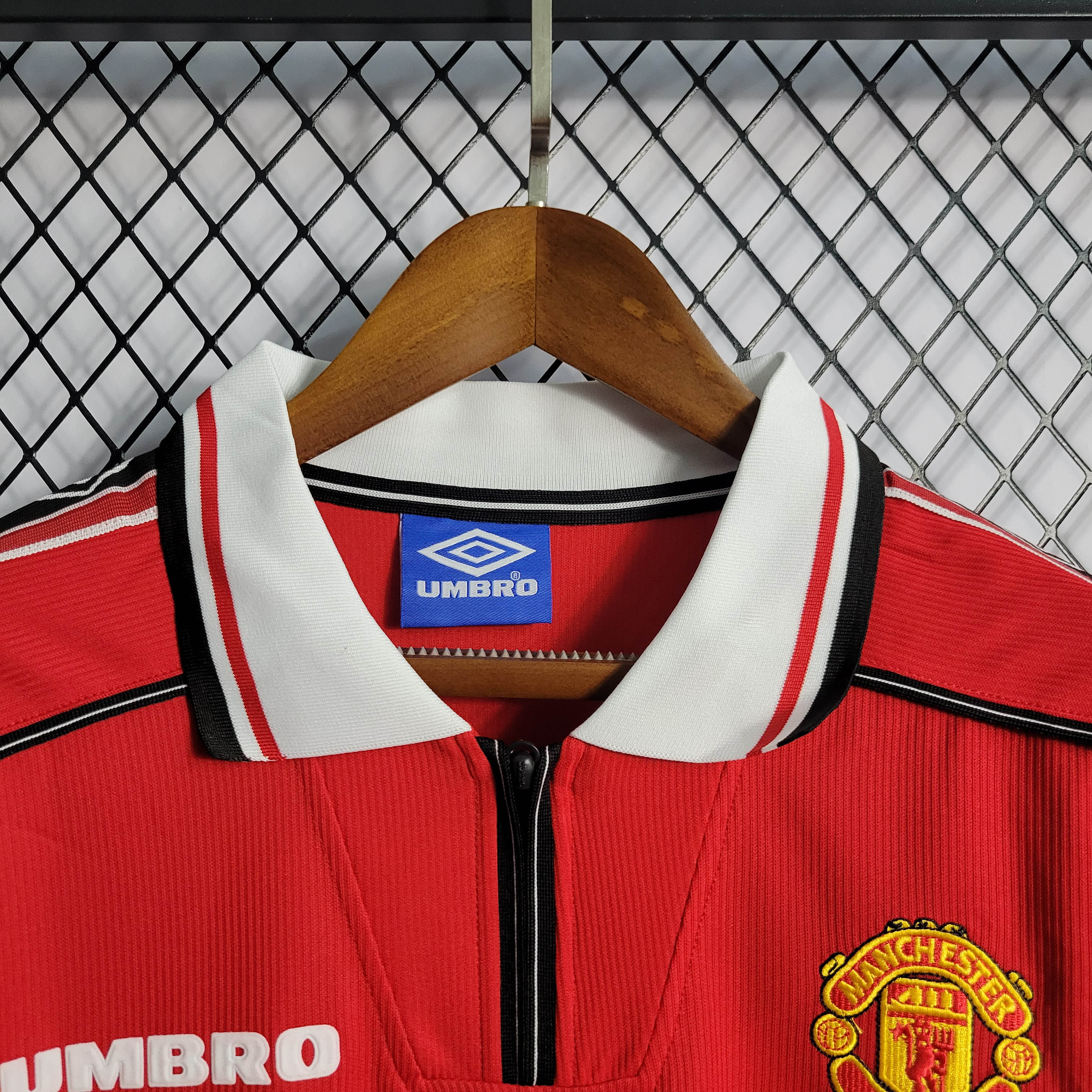 1998/1999 Retro Manchester United Home Football Shirt