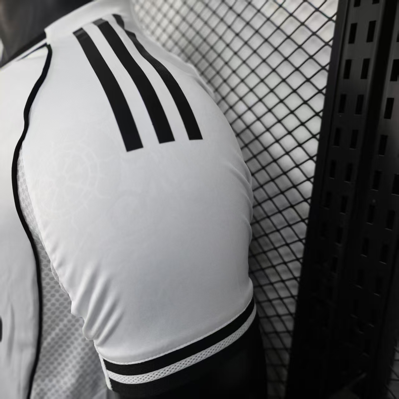 2025/2026 Player Version Fulham home Football Shirt