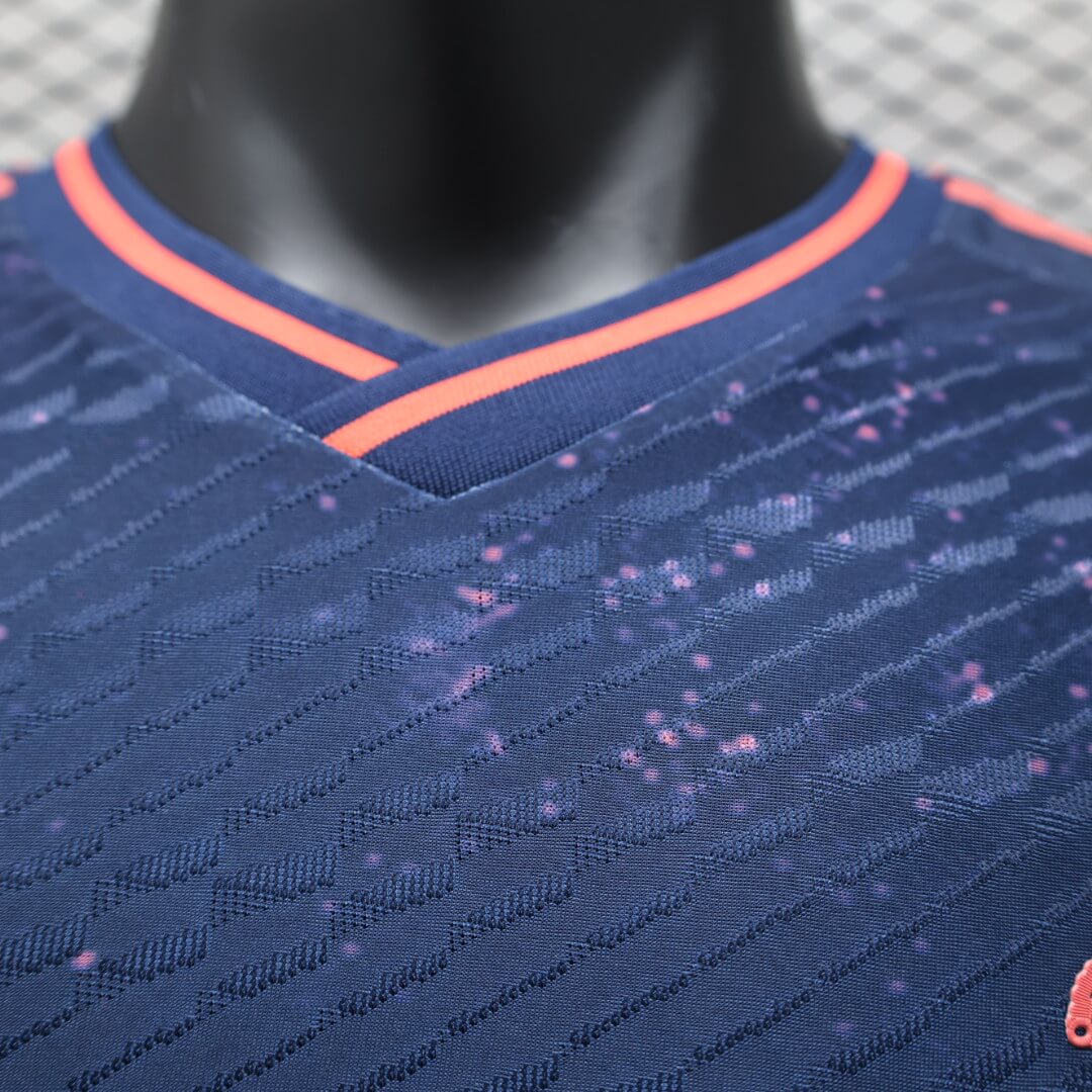 2024/2025 Player Version Real Madrid Special Edition Gradient Purple Football Shirt