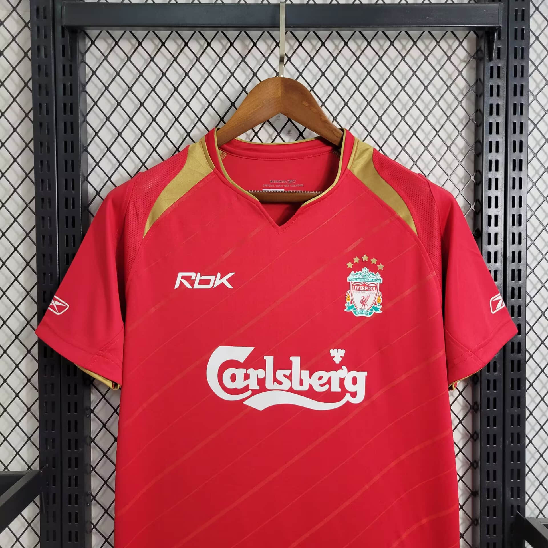 2005/2006 Retro Liverpool Home Football Shirt