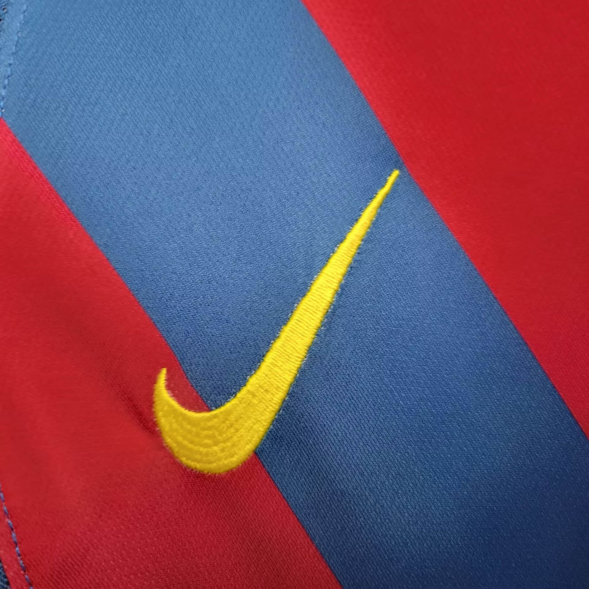 2005/2006 Retro Long Sleeve Barcelona Home Champions League Final Football Shirt
