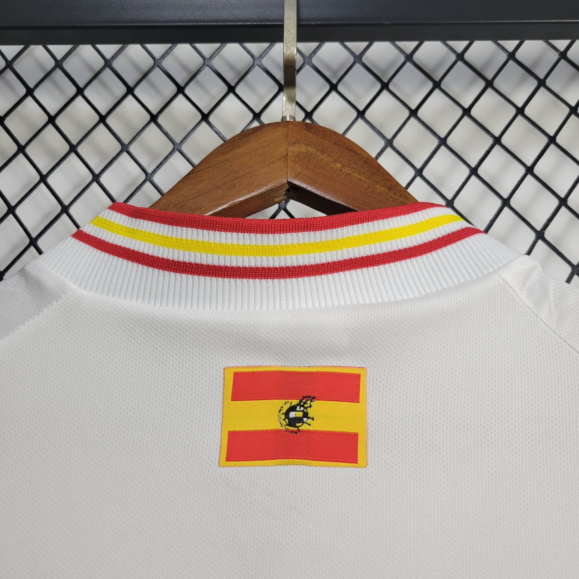 1996 Retro Spain Away Football Shirt