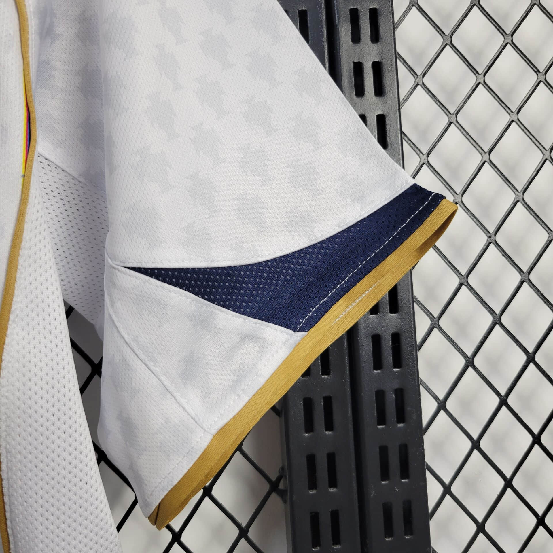 2004 Portugal Away Football Shirt