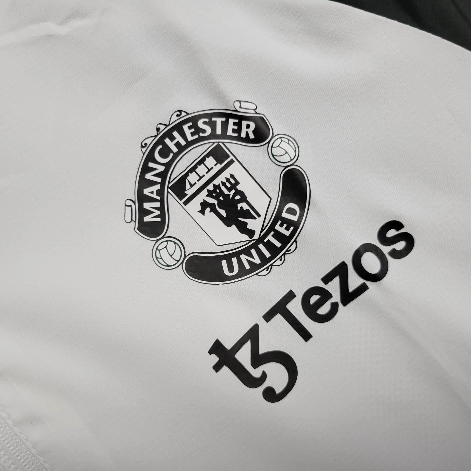 2025/2026 Manchester United Windbreaker Football shirt