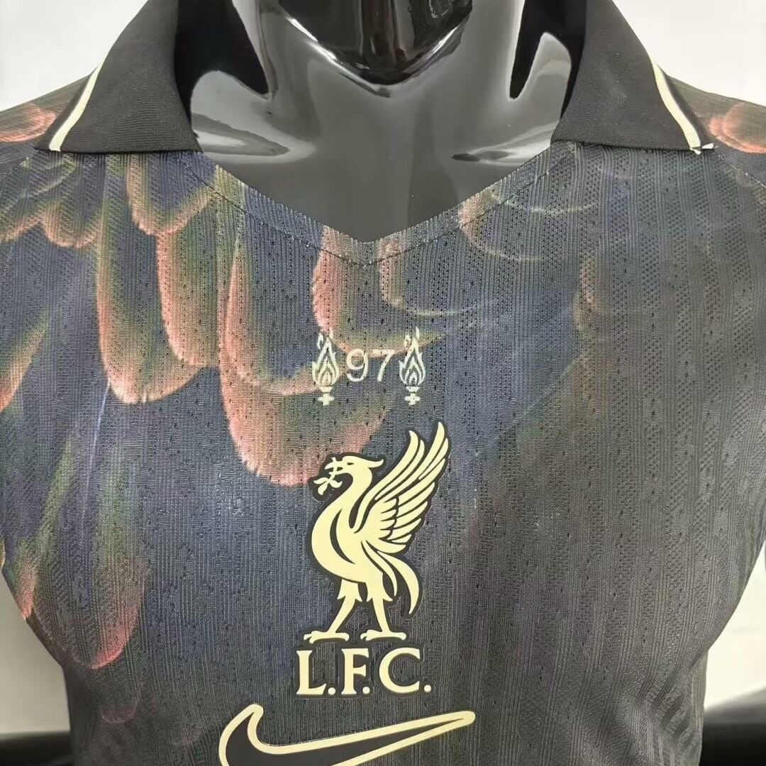 2025/2026 Player Version Liverpool Special Edition Football Shirt