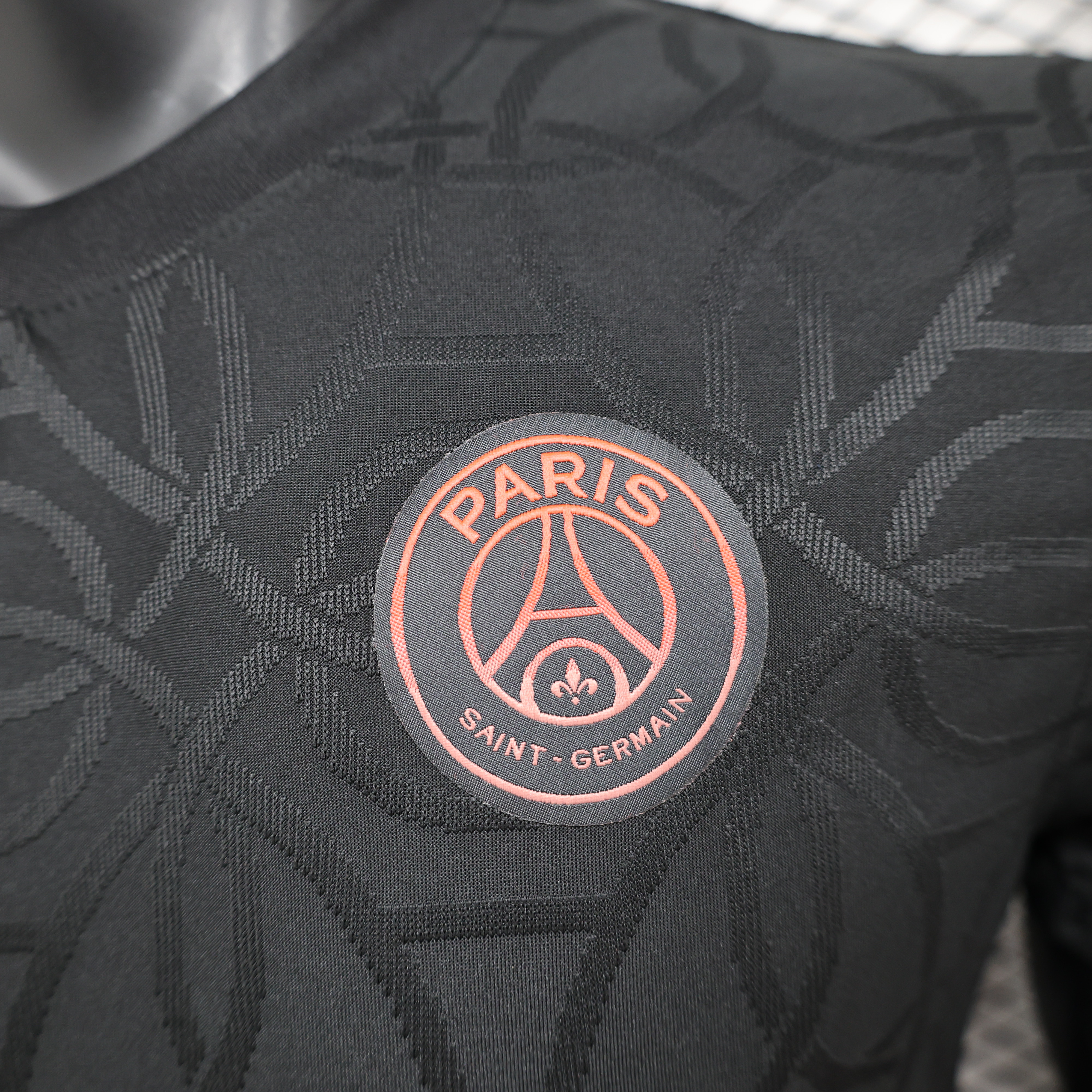 2024/2025 Player Version Paris Saint-Germain Pre-Match Third Football Shirt