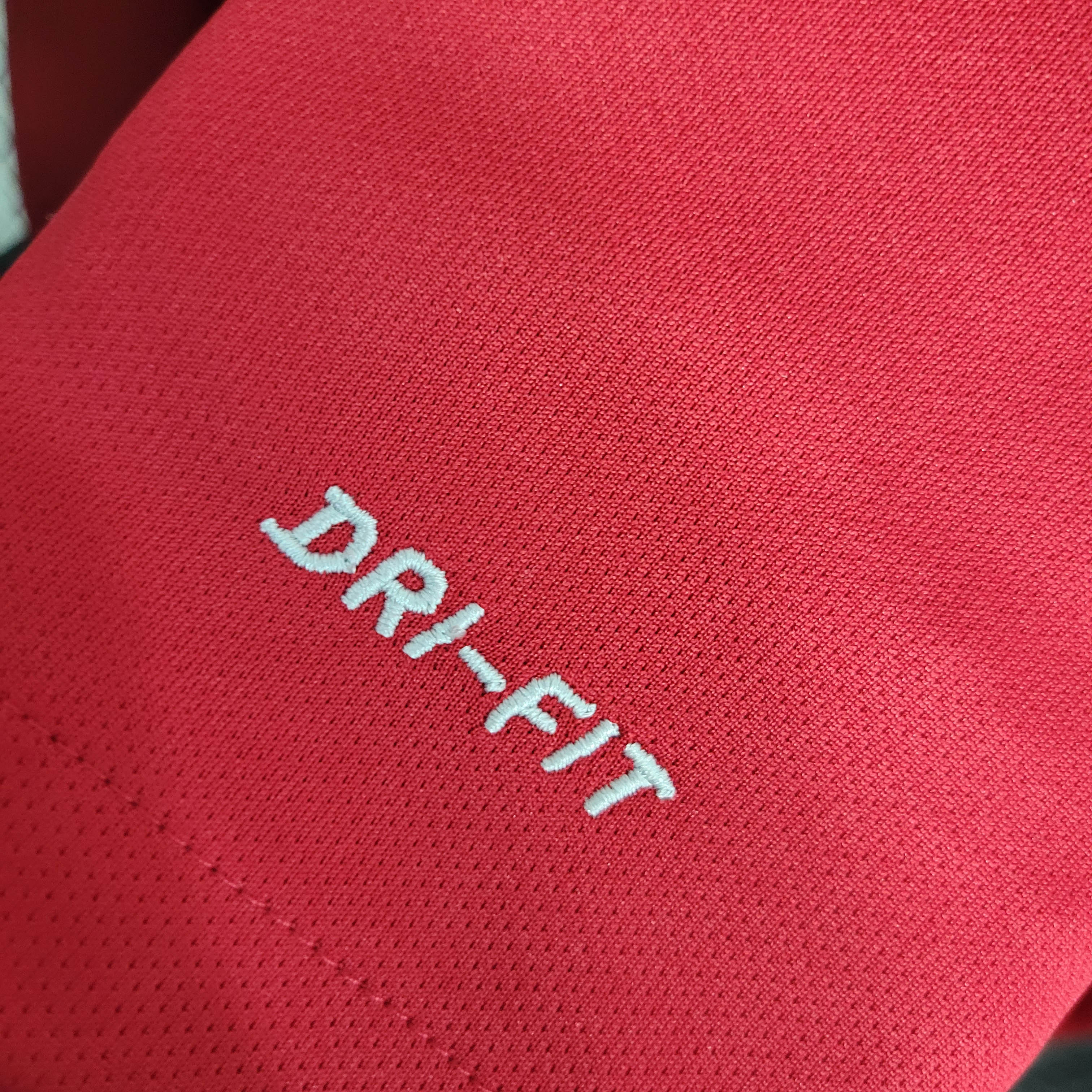 2016 Retro Long Sleeve Portugal Away Football Shirt