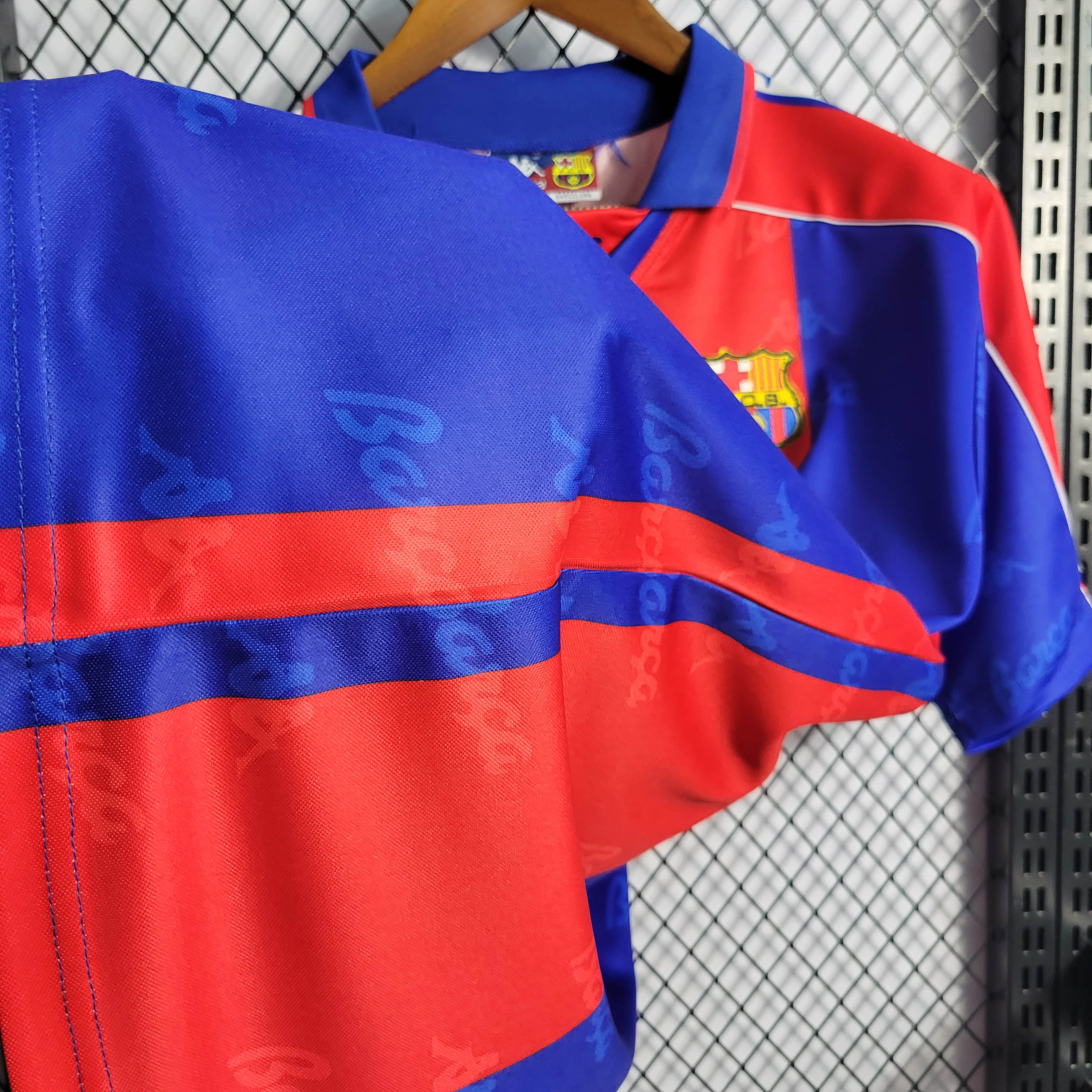 1992/1994 Retro Barcelona Home Football Shirt