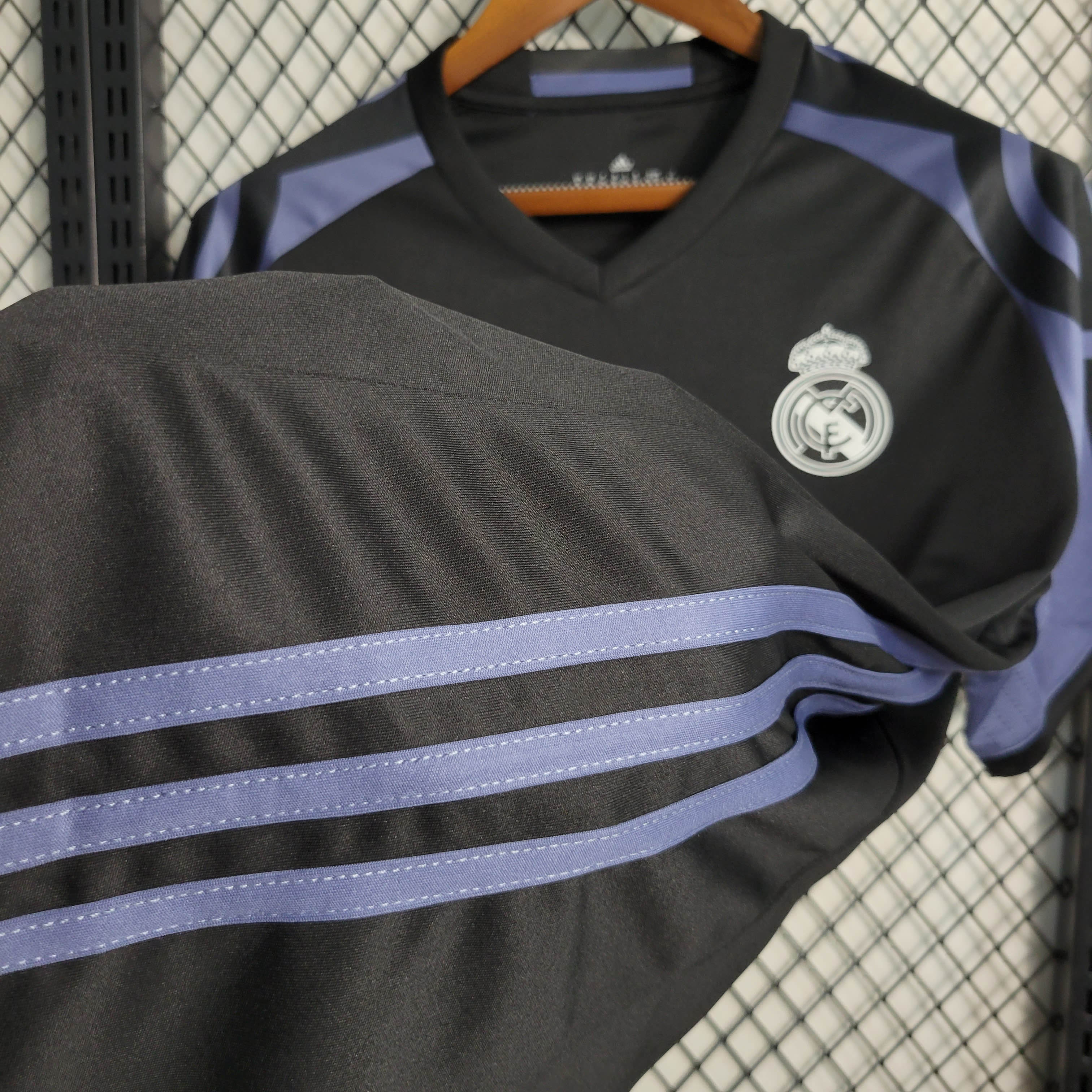 2016/2017 Retro Real Madrid Third Away Football Shirt