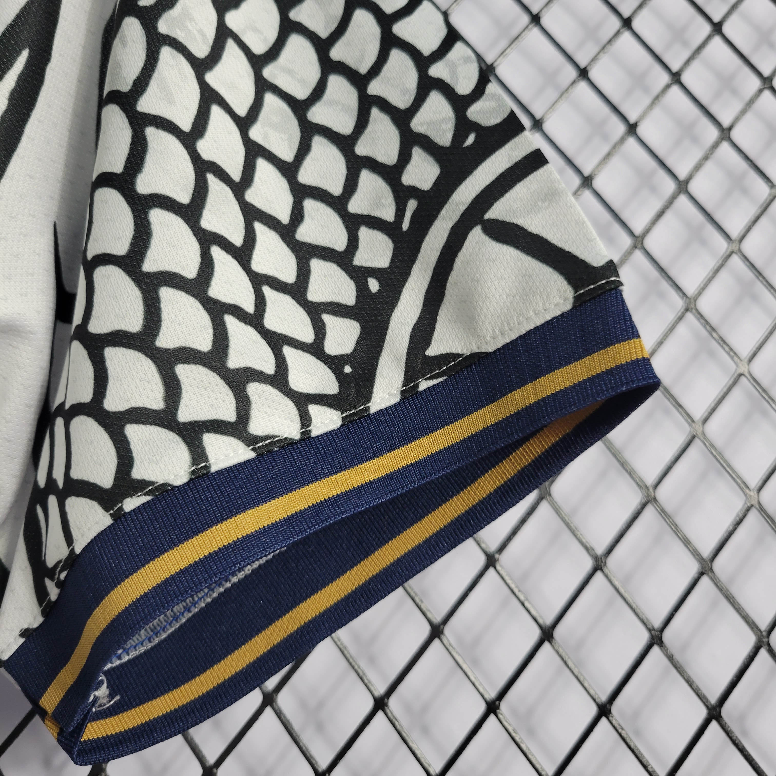 2022/2023 Real Madrid Chinese Dragon Football Shirt