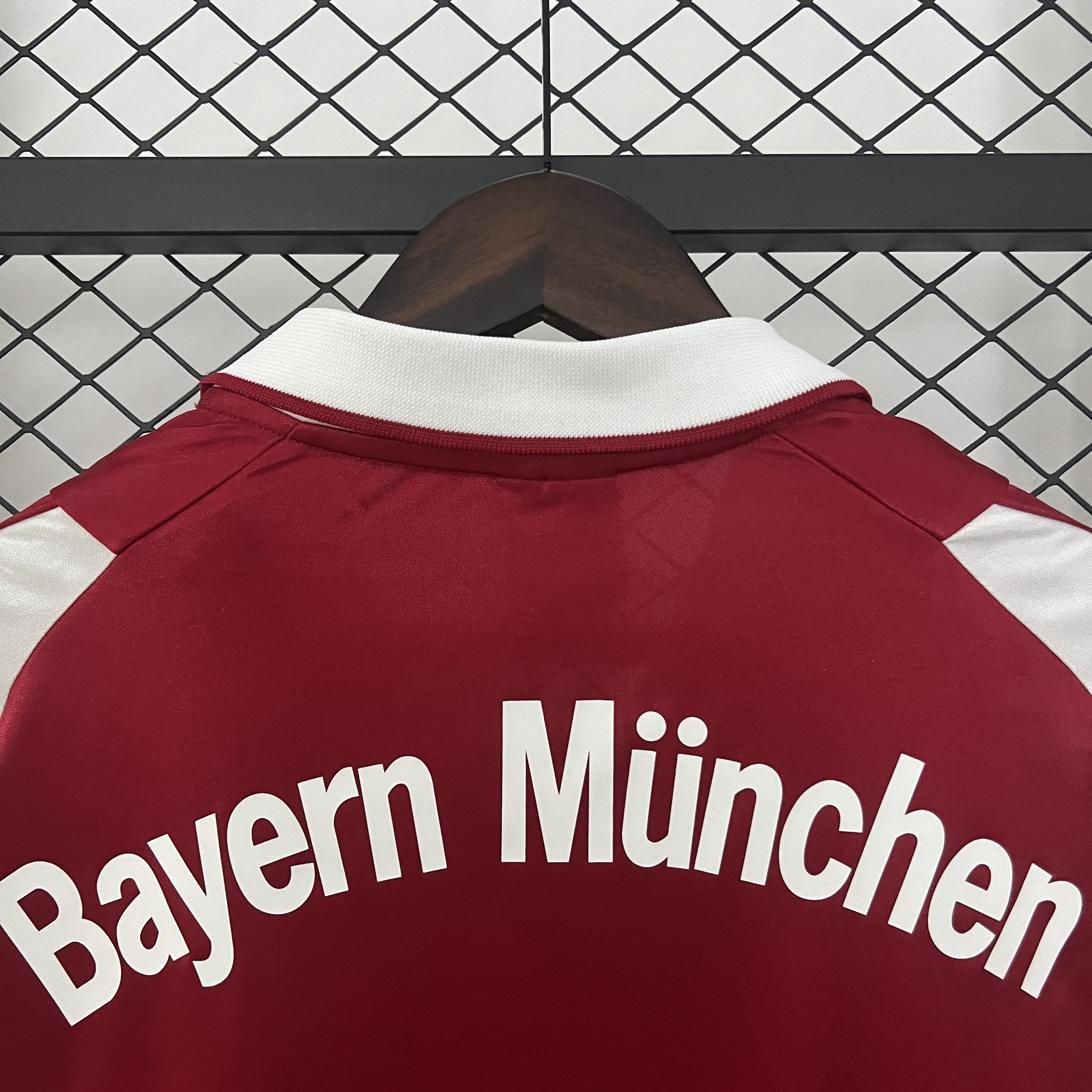 2003/2004 Retro Bayern Munchen Home Football Shirt 1:1 Thai Quality