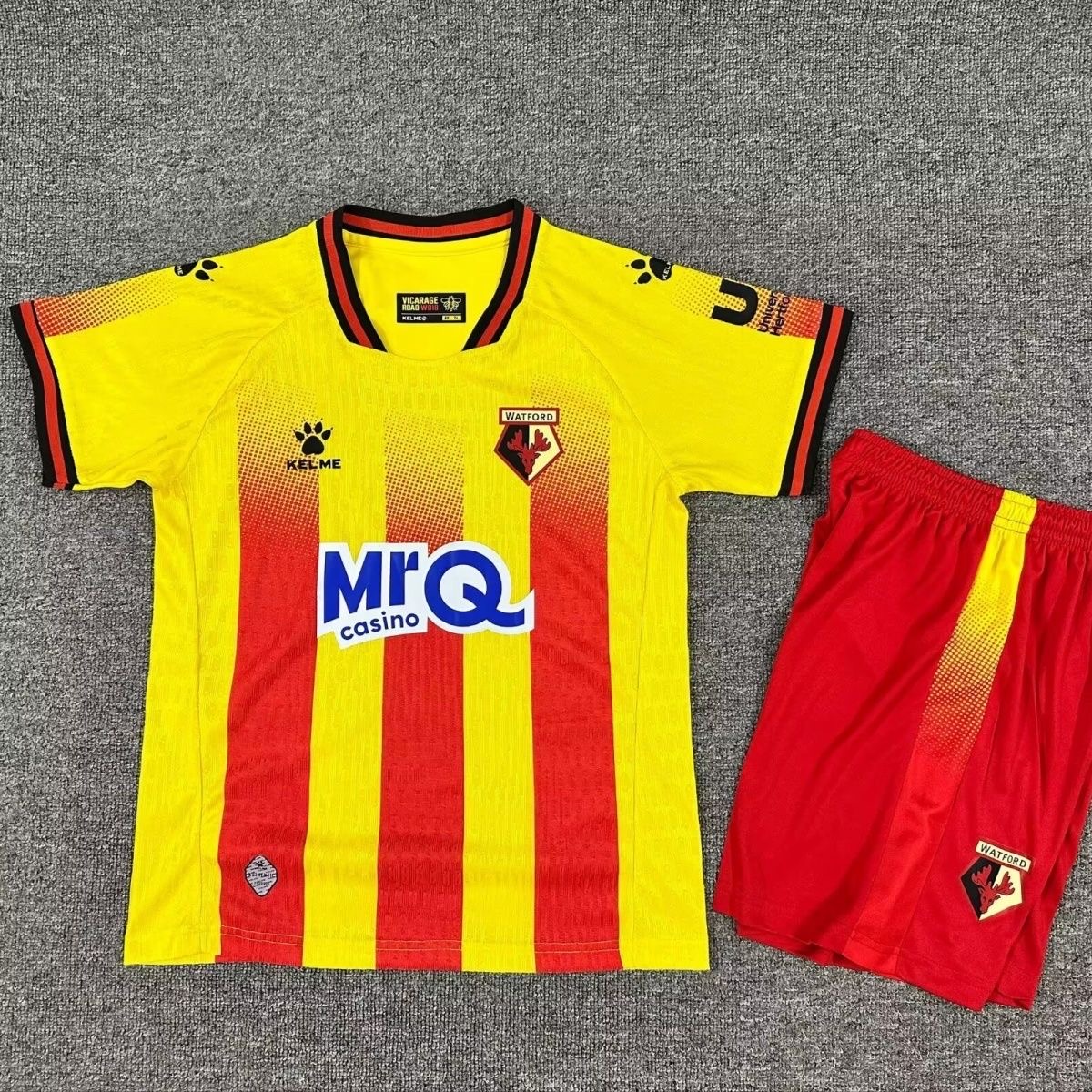 2025/2026 Valencia Home Football ShirtKids Size 1:1 Thai Quality