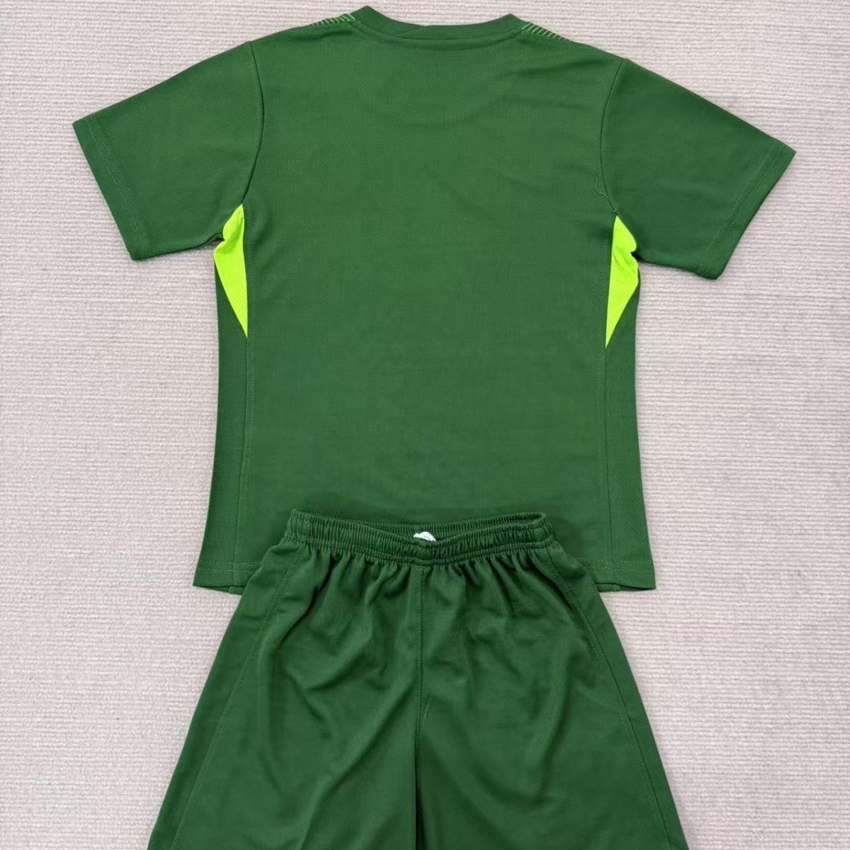 2025/2026 Chelsea Goalkeeper FootballShirt Kids Size 1:1 Thai Quality