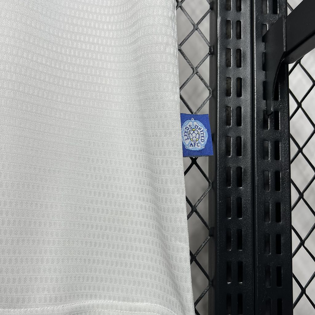 1995/1996 Retro Leeds United Home Football Shirt