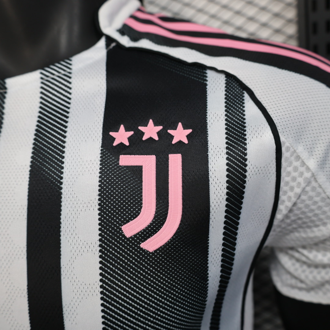 2025/2026 Player Version Juventus Home Football Shirt