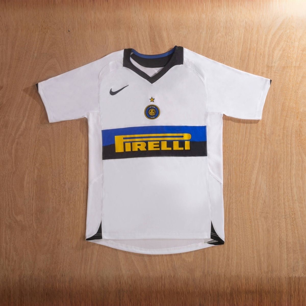 2005/2006 Retro Inter Milan Away Football Shirt 1:1 Thai Qualit