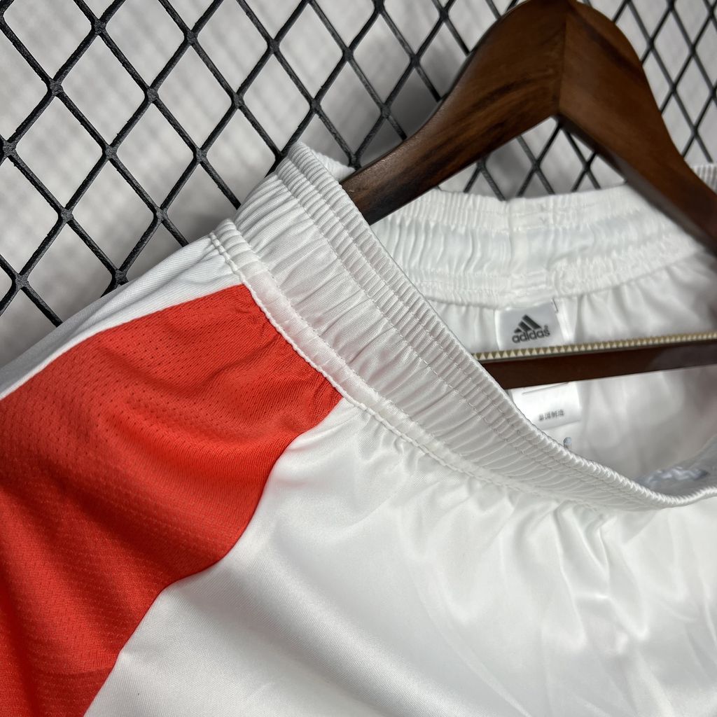 2024/2025 Manchester United Home White Shorts