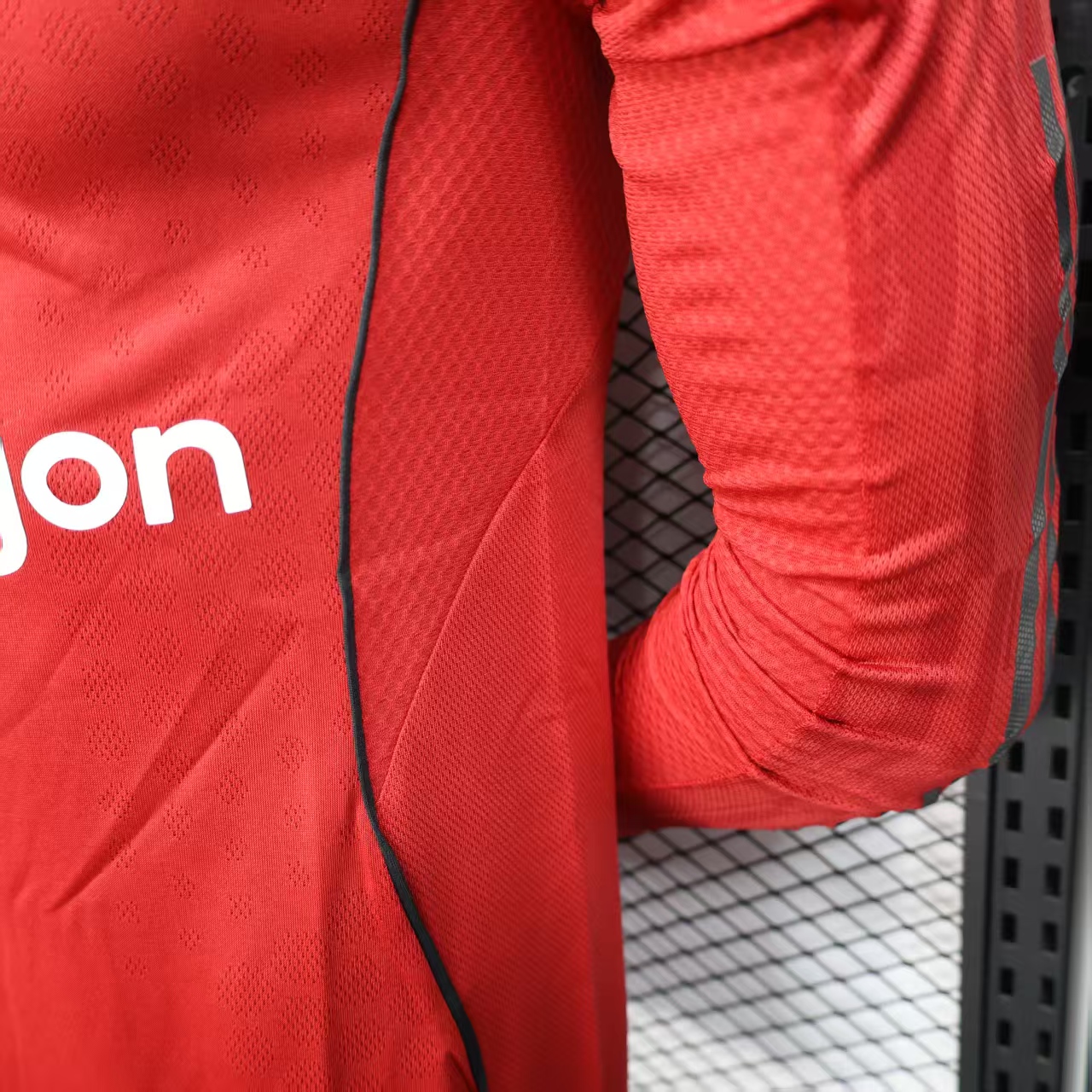 2025/2026 Long Sleeve Player Version Manchester United Football Shirt