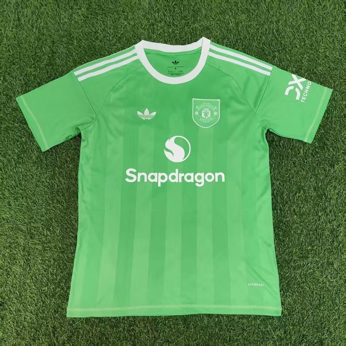 2025/2026 Manchester UnitedGoalkeeper Football Shirt 1:1 Thai Quality