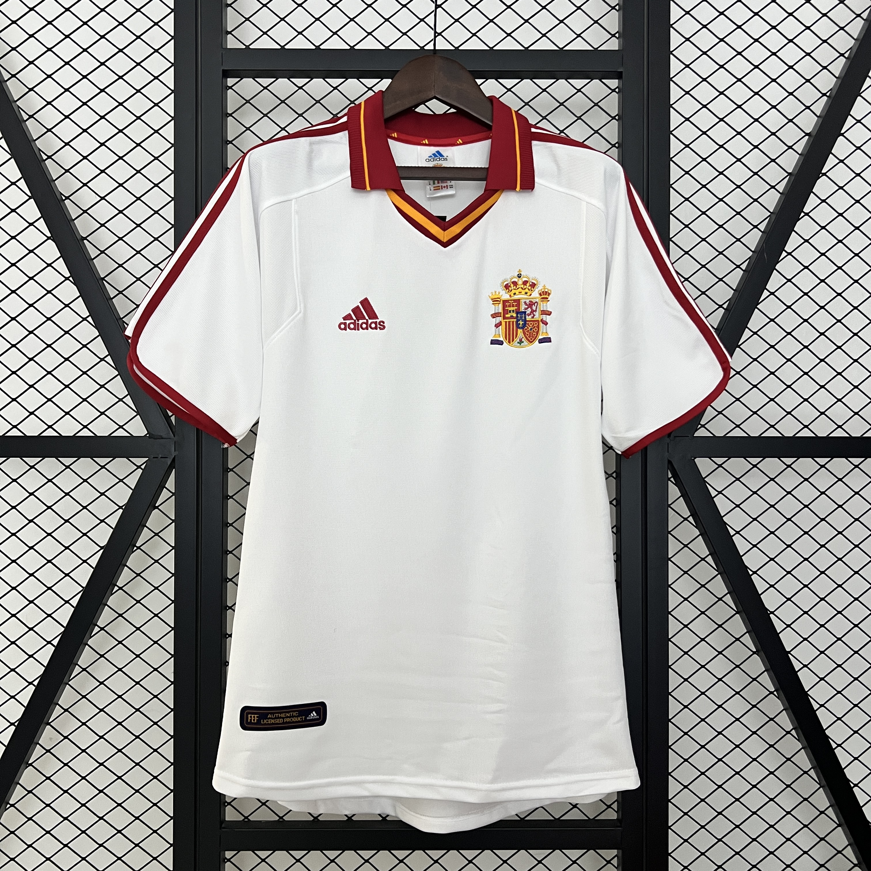 2000 Retro Spain Away Football Shirt 1:1 Thai Quality