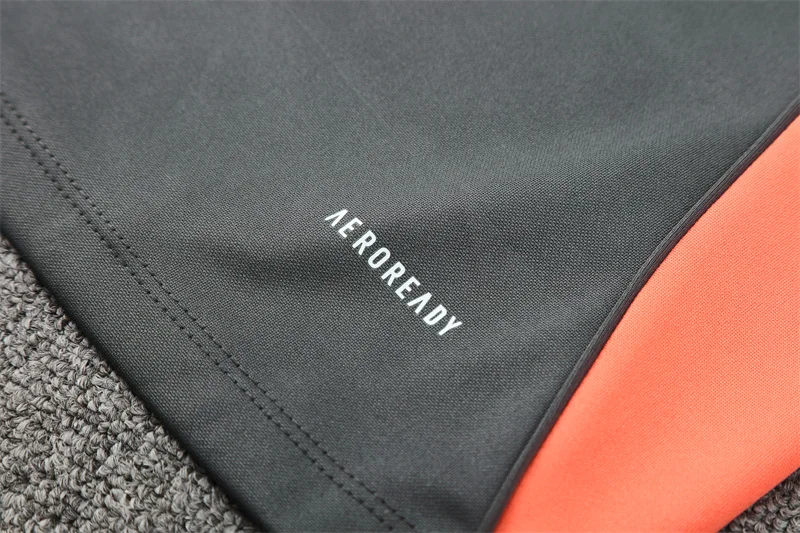 2025/2026 Bayern Munchen Half-Pull Training Suit Football Shirt 1:1 Thai Quality Set