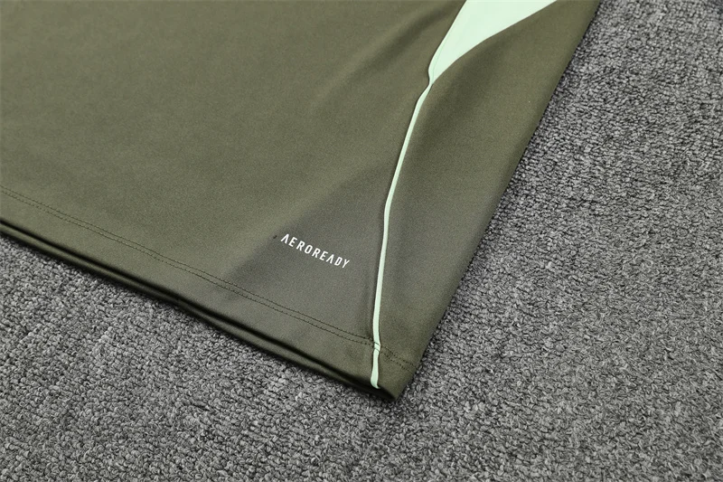 2025/2026 Real Madrid Half-Pull Training Suit Football Shirt Kids Size