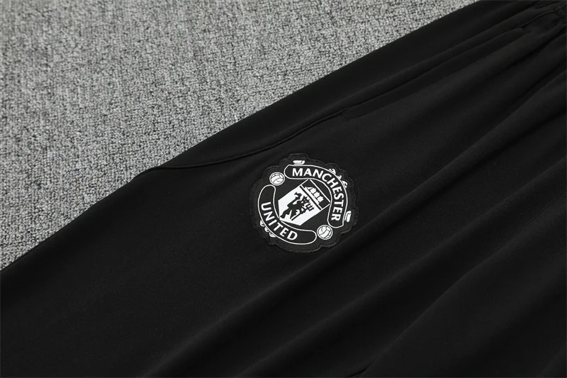 2025/2026 Manchester United Half-Pull Training Suit Football Shirt 1:1 Thai Quality Set Kids Size