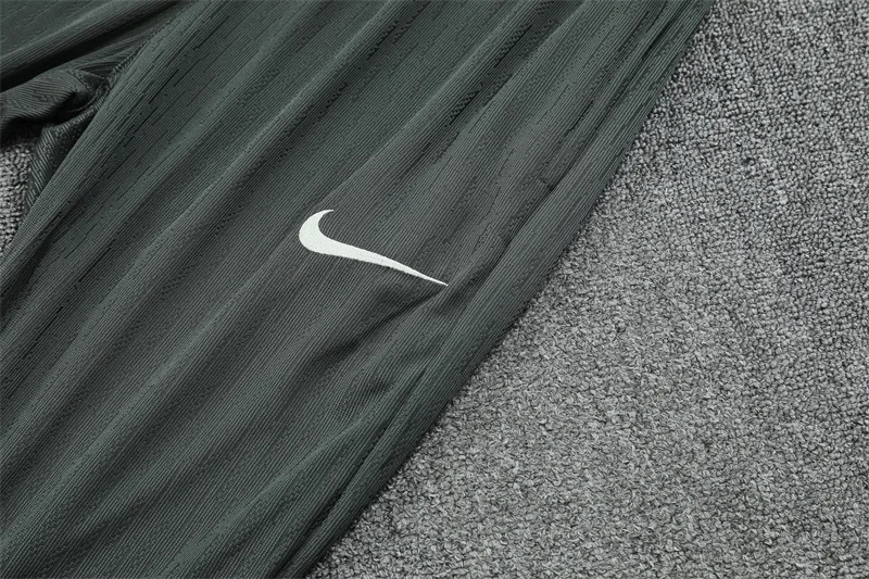 2025/2026 Chelsea Half-Pull Training Suit Football Shirt 1:1 Thai Quality Set