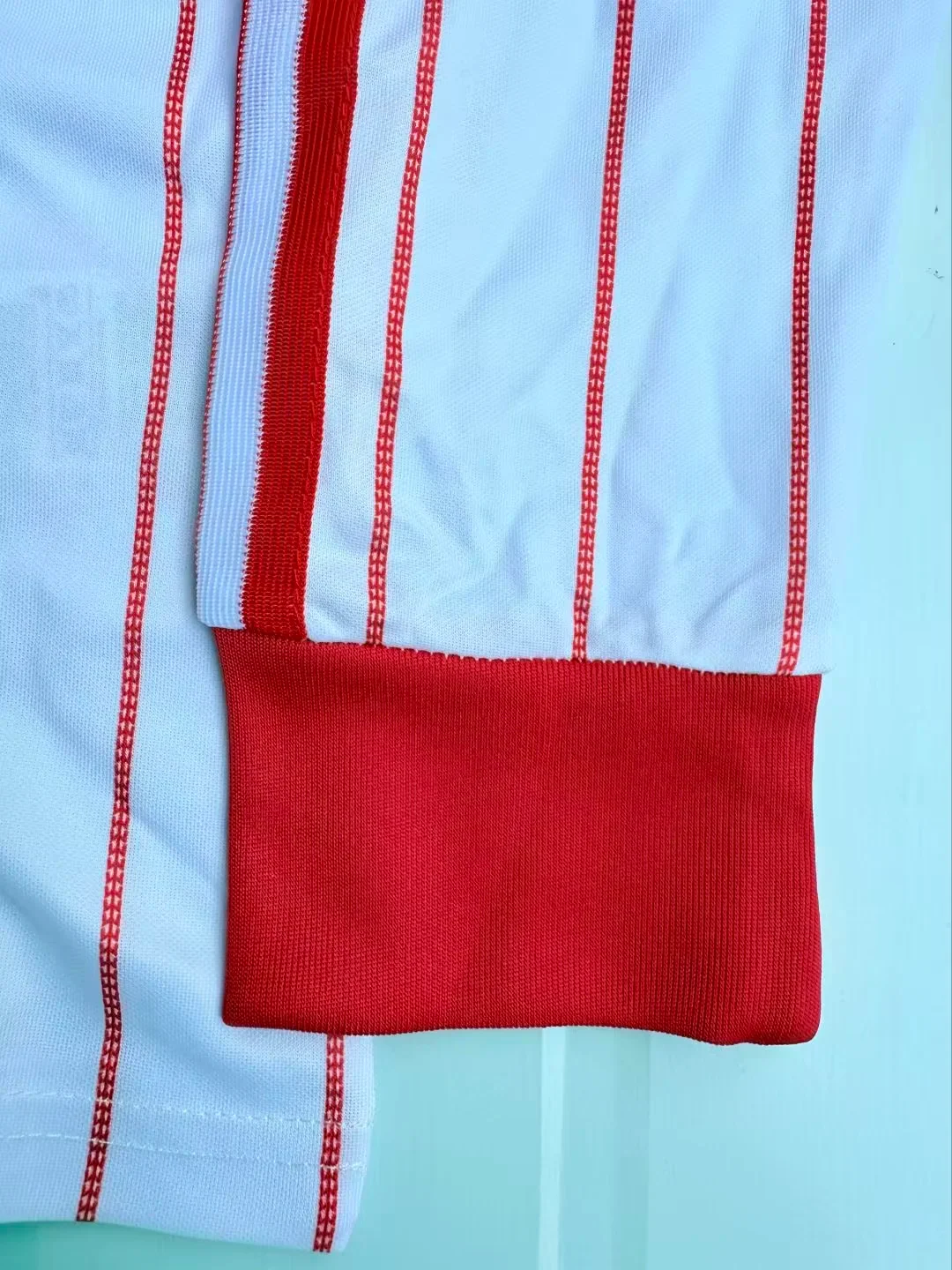 1982/1983 Retro Long sleeveHamburger SV Home Football shirt1:1 Thai Quality