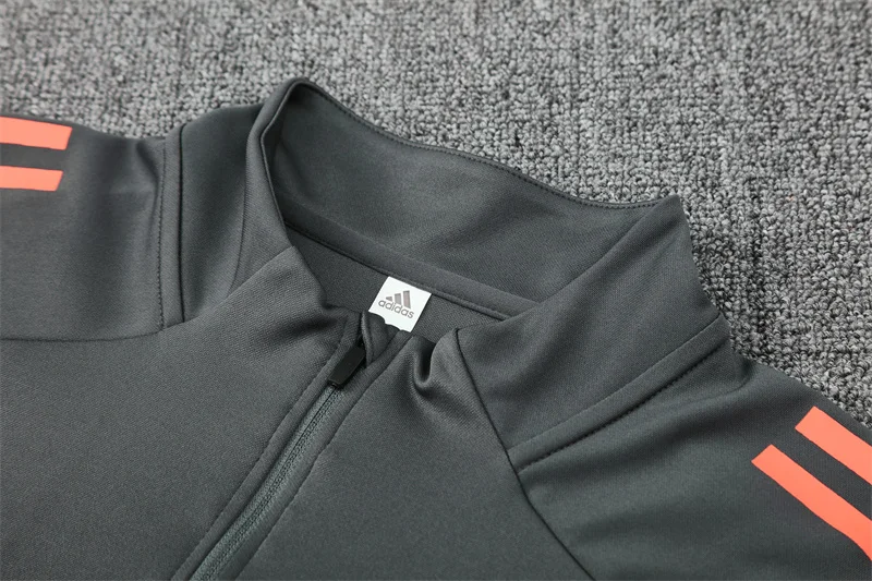 2025/2026 Bayern Munchen Half-Pull Training Suit Football Shirt 1:1 Thai Quality Set