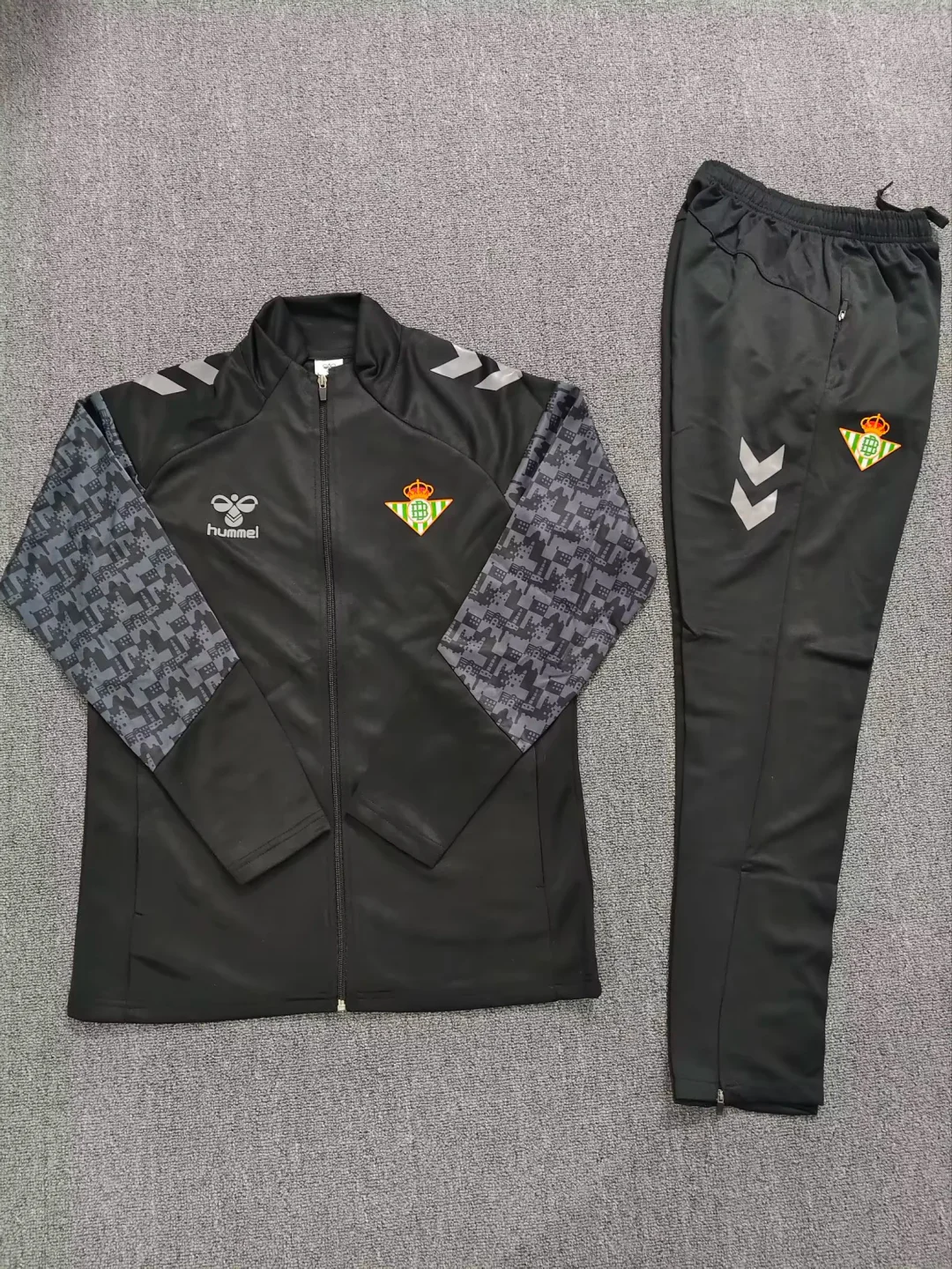 2025/2026 Real Betis Long Zipped Jacket Football Shirt 1:1 Thai Quality Set