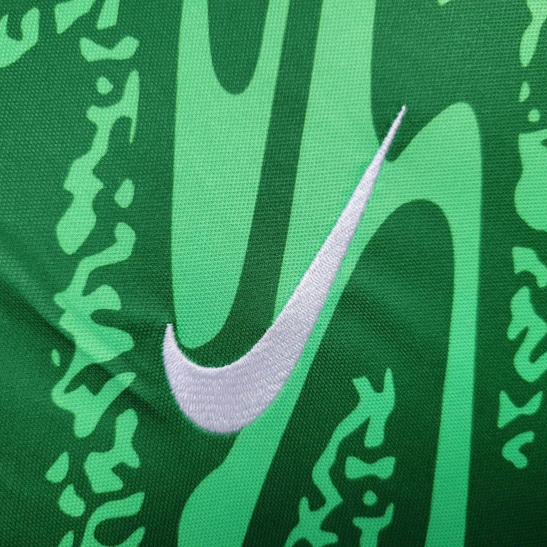 2025/2026 Sporting CP Goalkeeper Football Shirt 1:1 Thai Quality