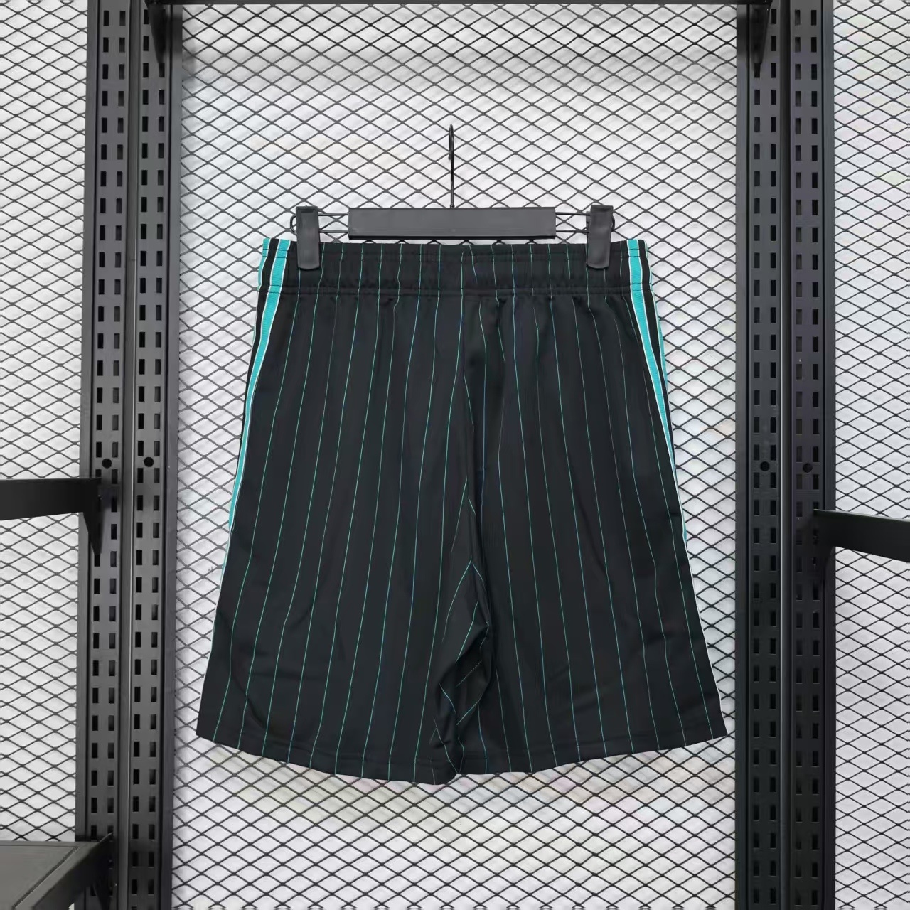 2025/2026 Player Version Liverpool Home Shorts