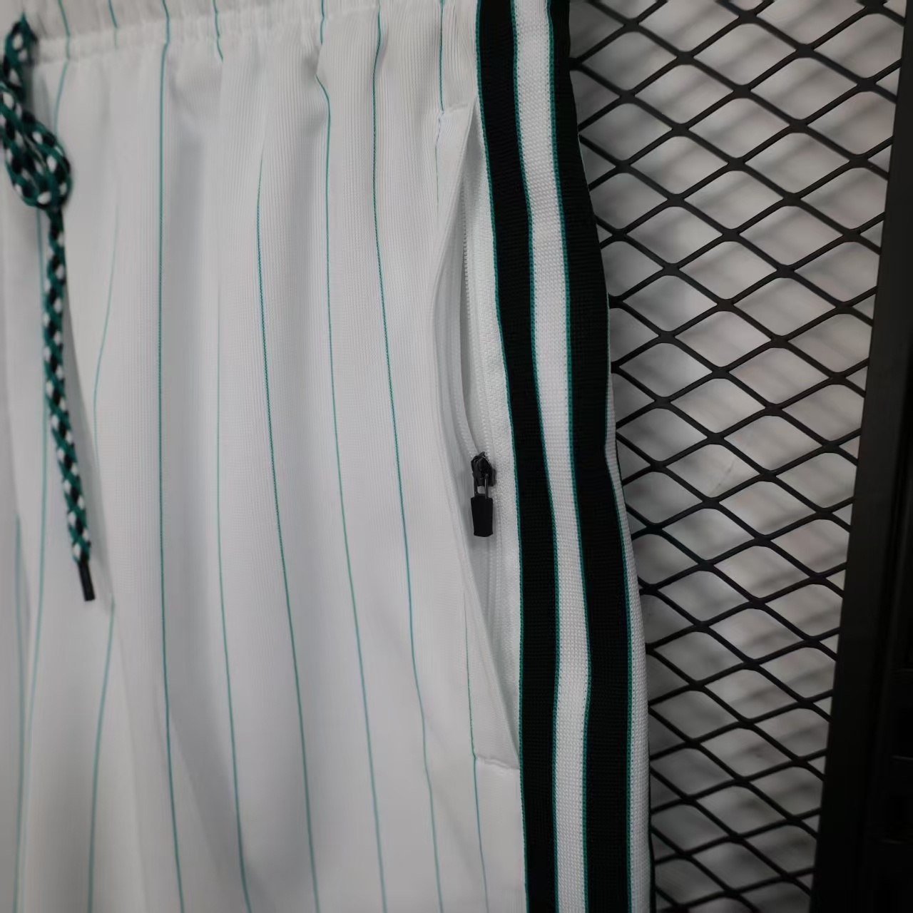 2025/2026 Player Version Liverpool Home Shorts