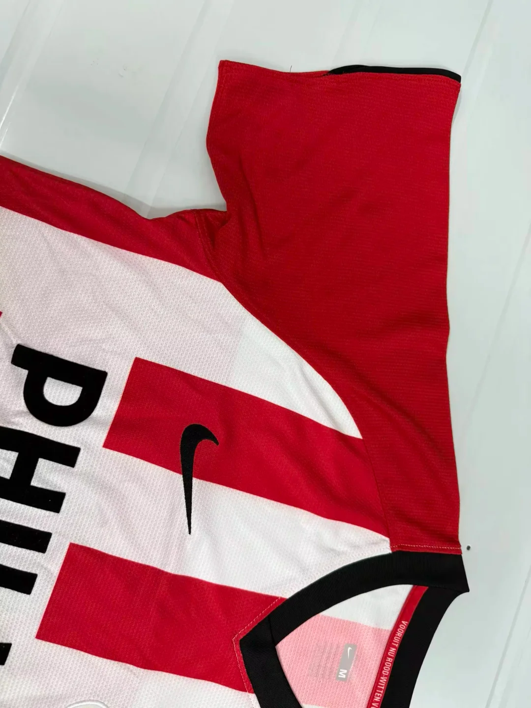 2009/2010 Retro Eindhoven Home Football Shirt 1:1 Thai Quality