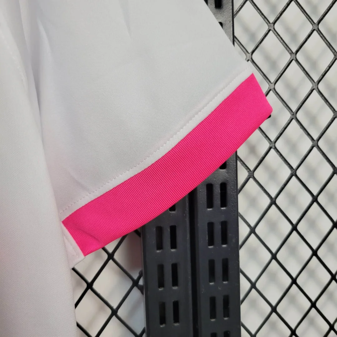 2025/2026 Sporting CP Pink October Football Shirt 1:1 Thai Quality