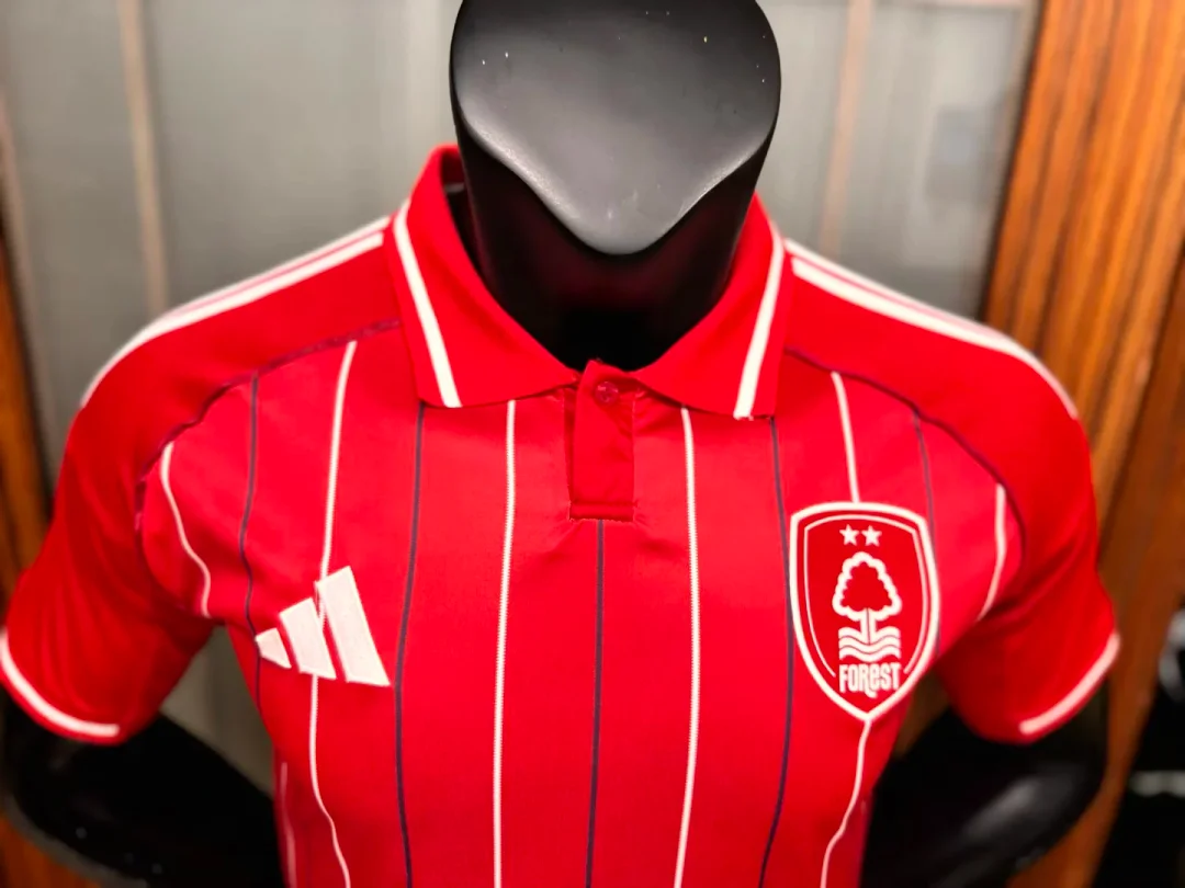 2025/2026 Nottingham Forest Home Football Shirt 1:1 Thai Quality