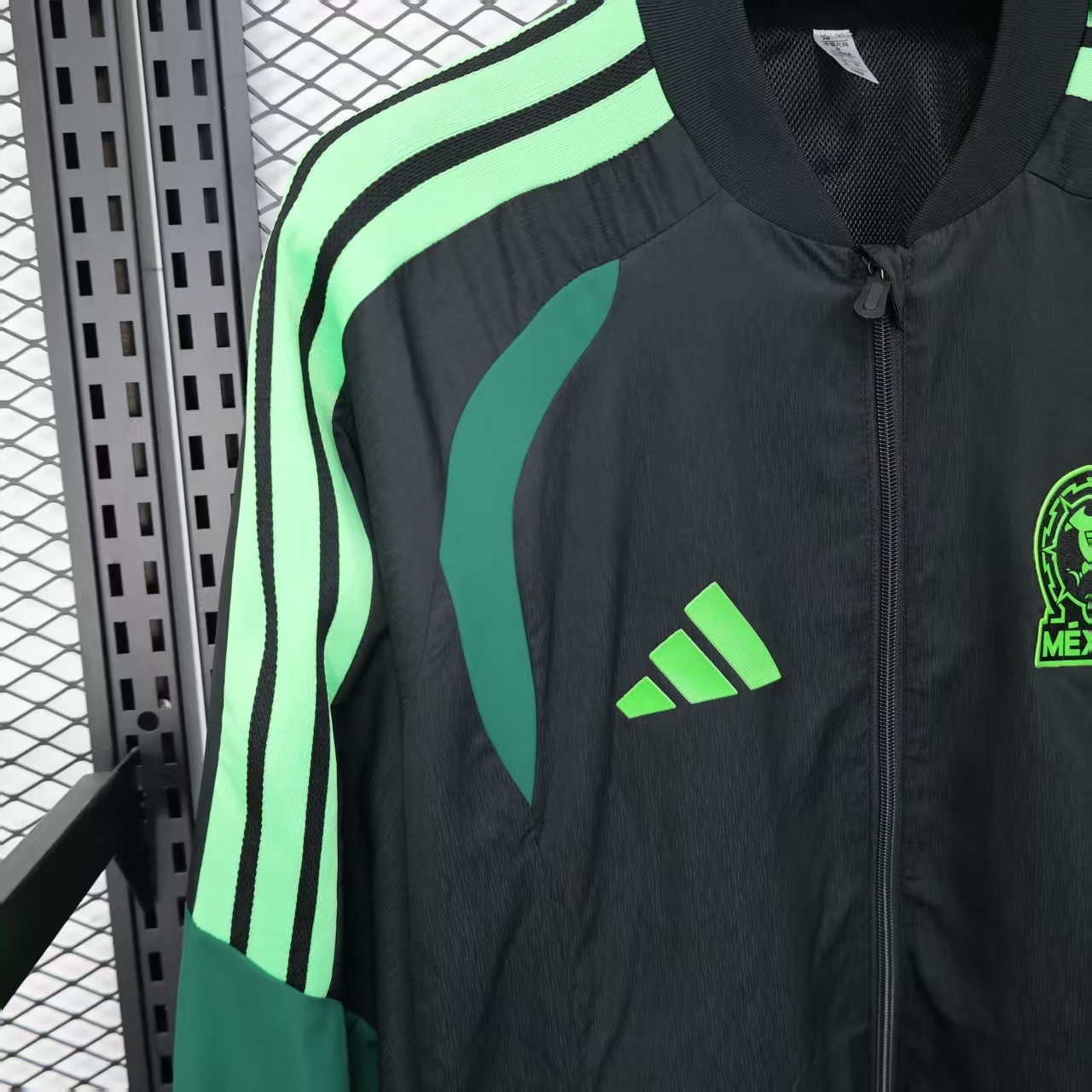2025/2026 Mexico Windbreaker Football Shirt