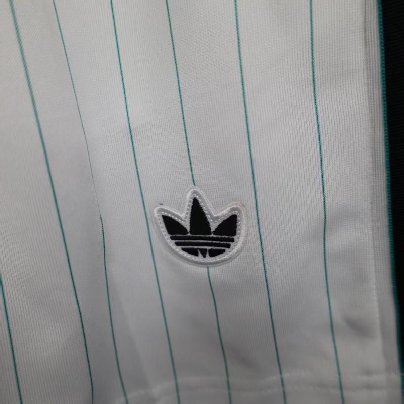 2025/2026 Player Version Liverpool Home Shorts