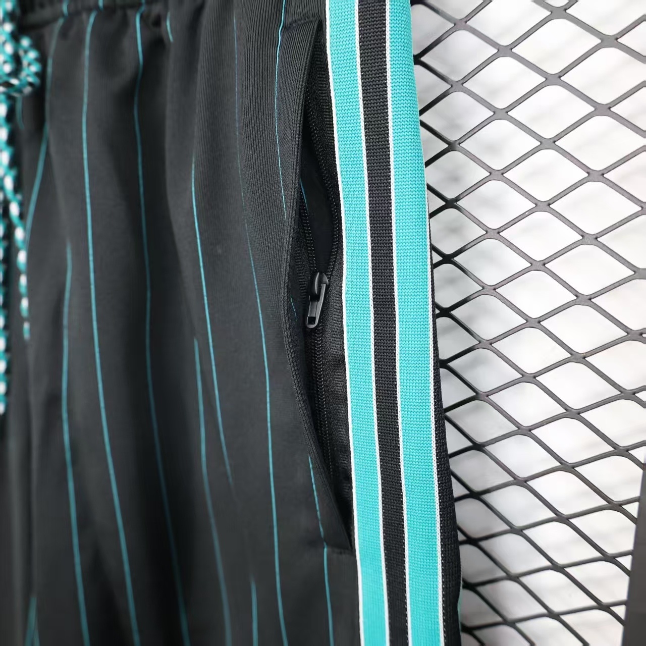 2025/2026 Player Version Liverpool Home Shorts