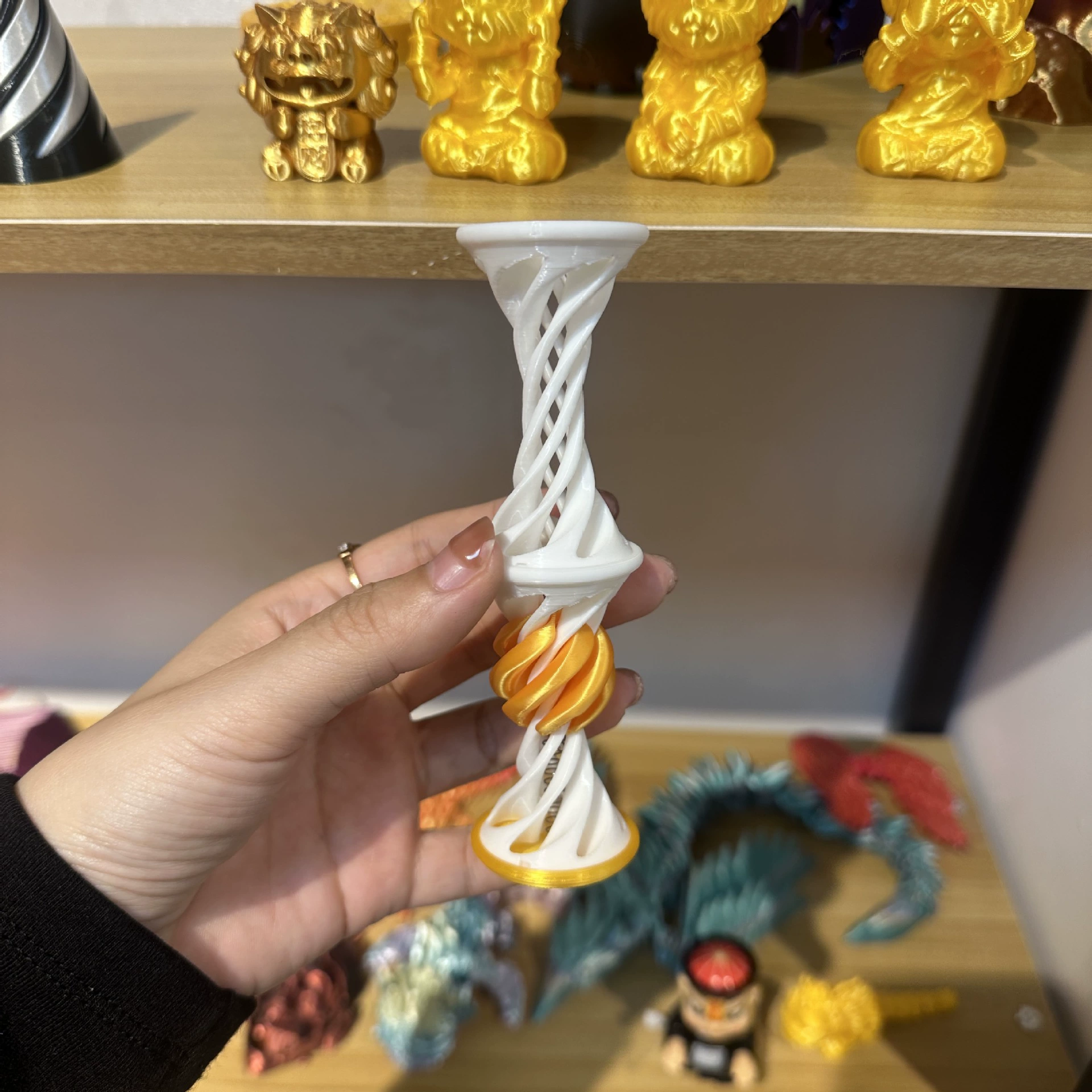 Spiral Travel  Decompression Toy