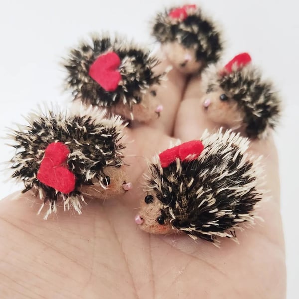 🔥Last Day: BUY 3 GET 1 FREE -🐰🧸Handmade crochet animal in walnut shell