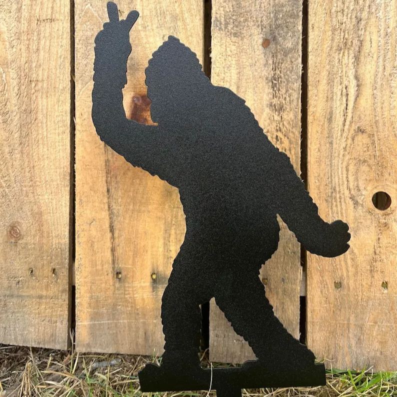 🦶🌲 Bigfoot Garden Stake
