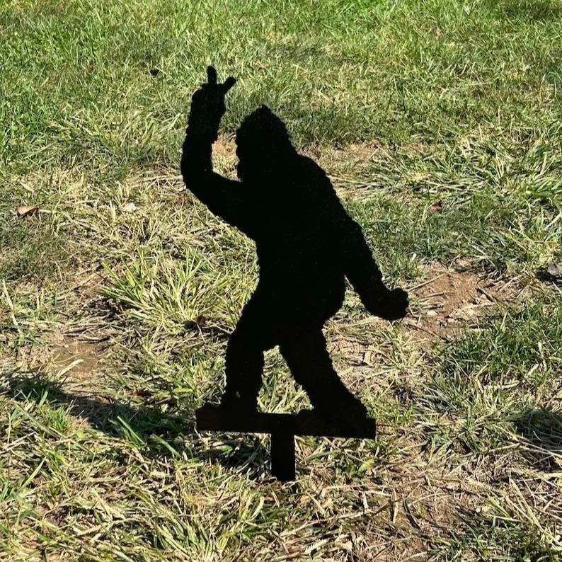 🦶🌲 Bigfoot Garden Stake