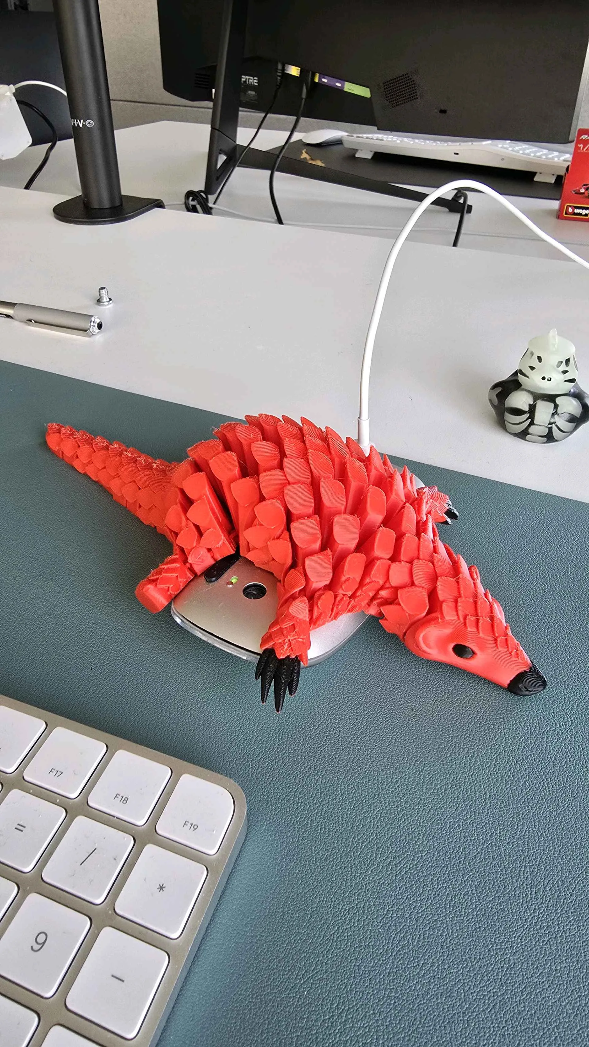 3D Printing - Movable Pangolin Model