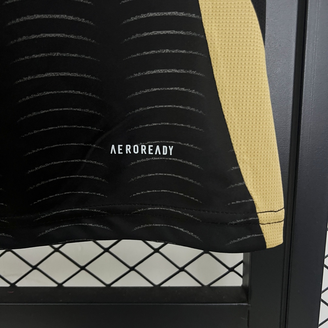 Colo Colo Away Jersey 2025