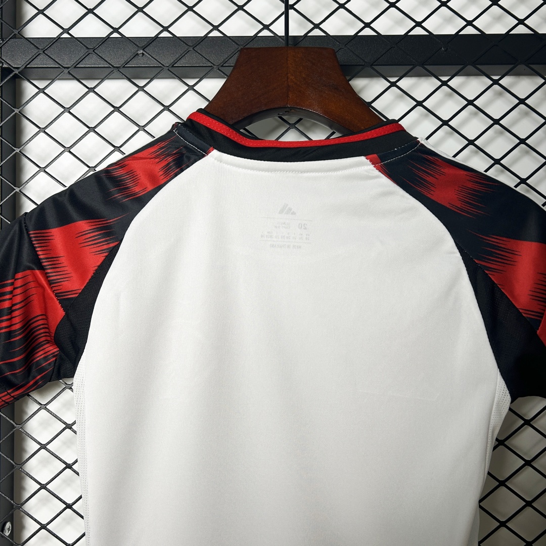Kid's Flamengo Away Kit 2025