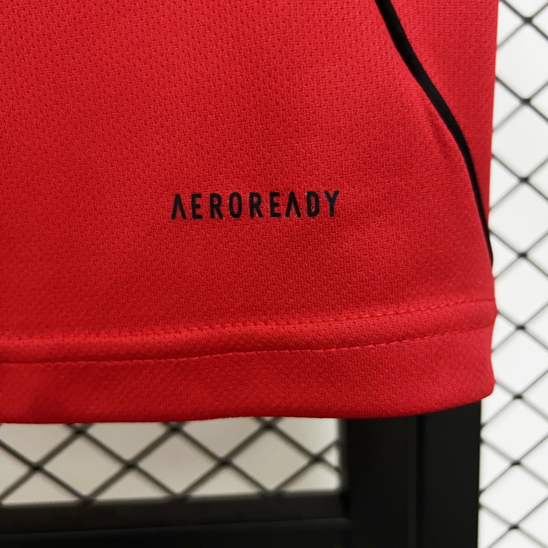 Manchester United Home Jersey 2025/26